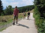 Turisté na dálnici Pustevny-Radhošť